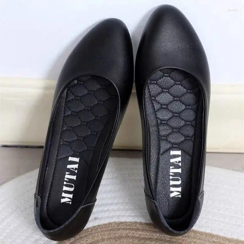 Black (Heel 1.5cm)