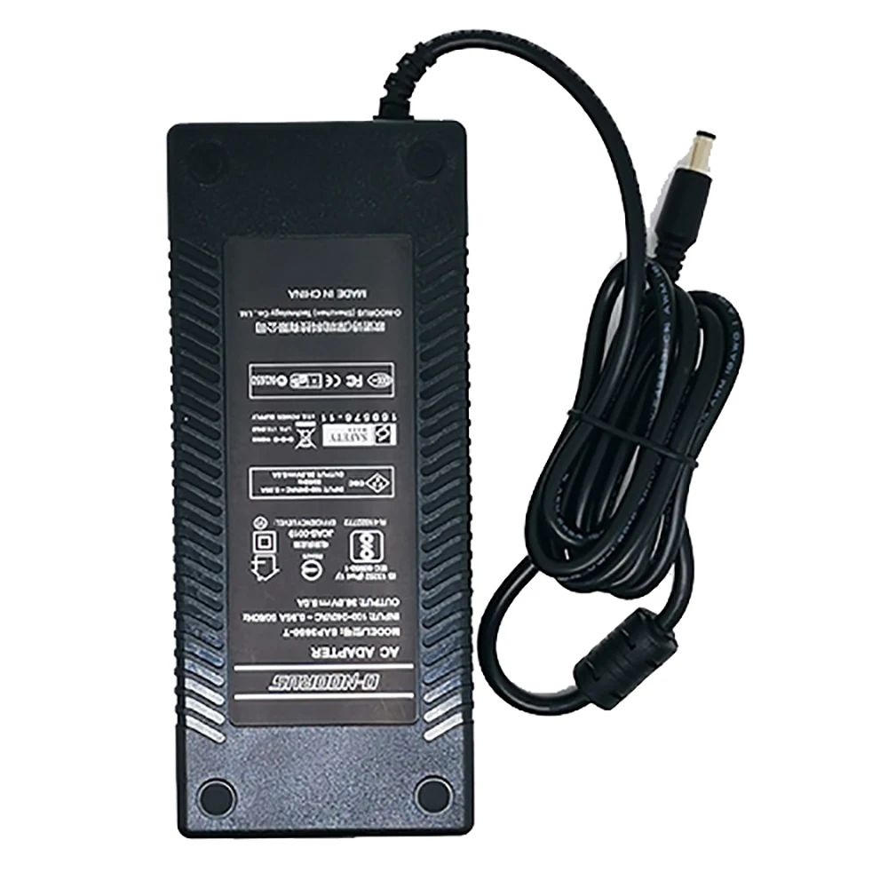 Färg: 36V5A Power Adapter