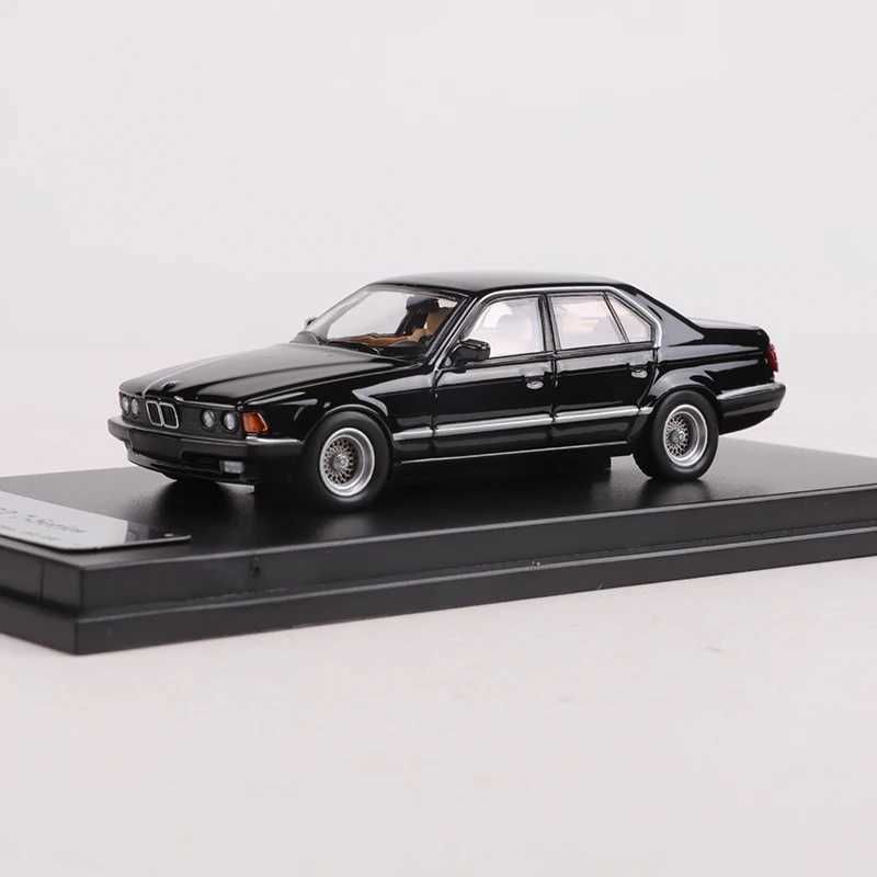 E32 Black