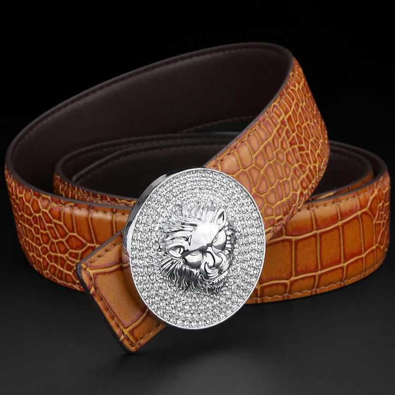 Brown Silverybuckle