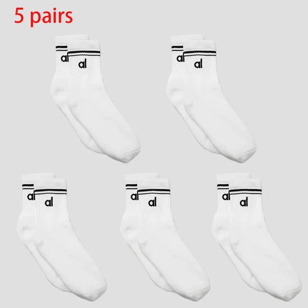 5 pieces white