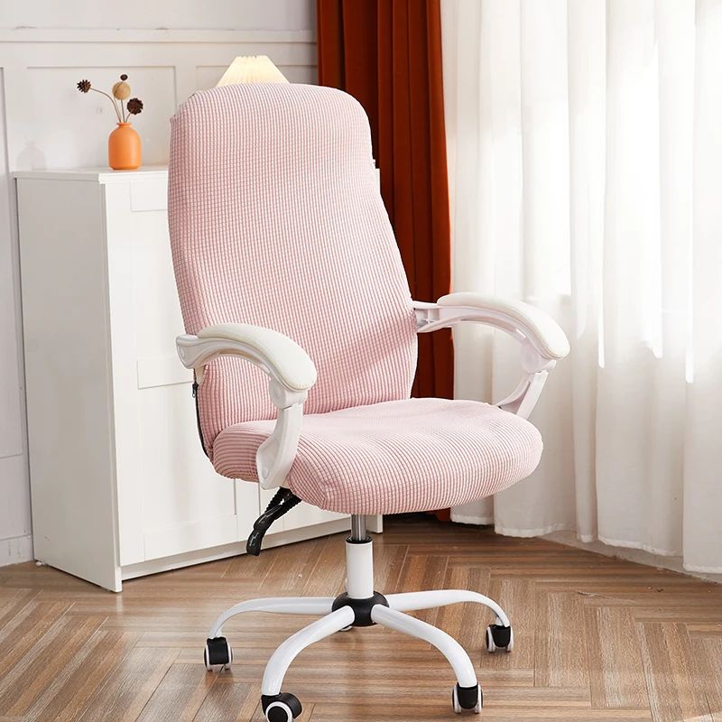 Cubierta de silla rosa