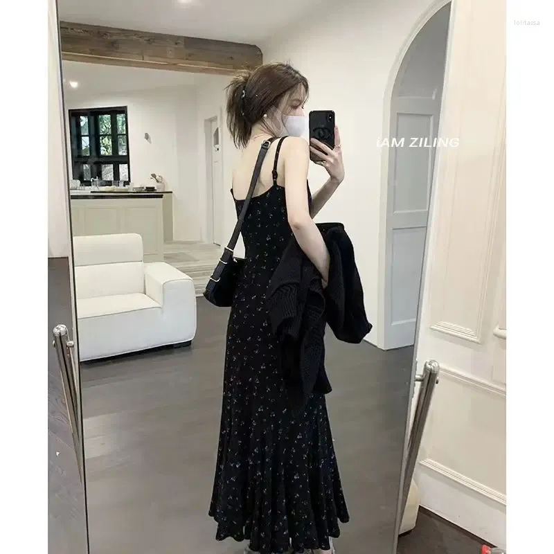 Sleeveless dress