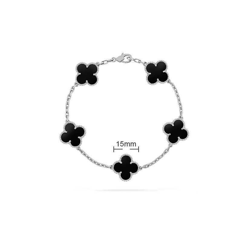 Five Flowered White Gold Black Agate