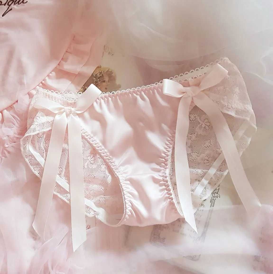 Satin Lace Bow