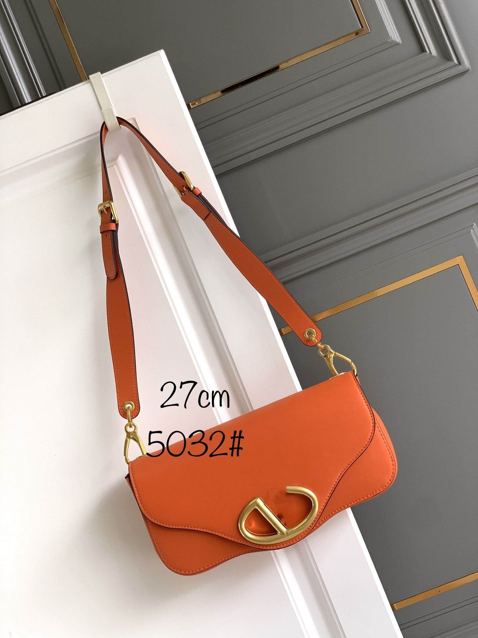 Bag W5-Size: 27X13X6.5cm