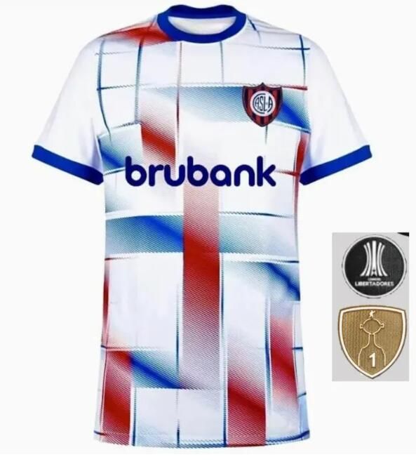 San Lorenzo away