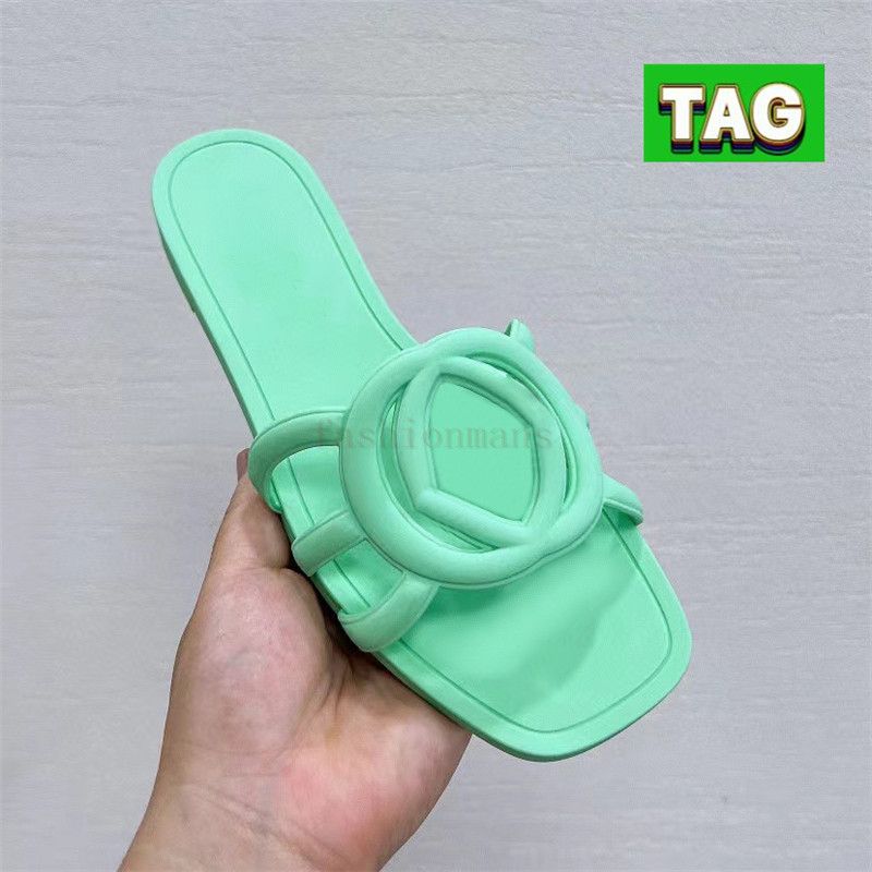 04 Pale Green Rubber
