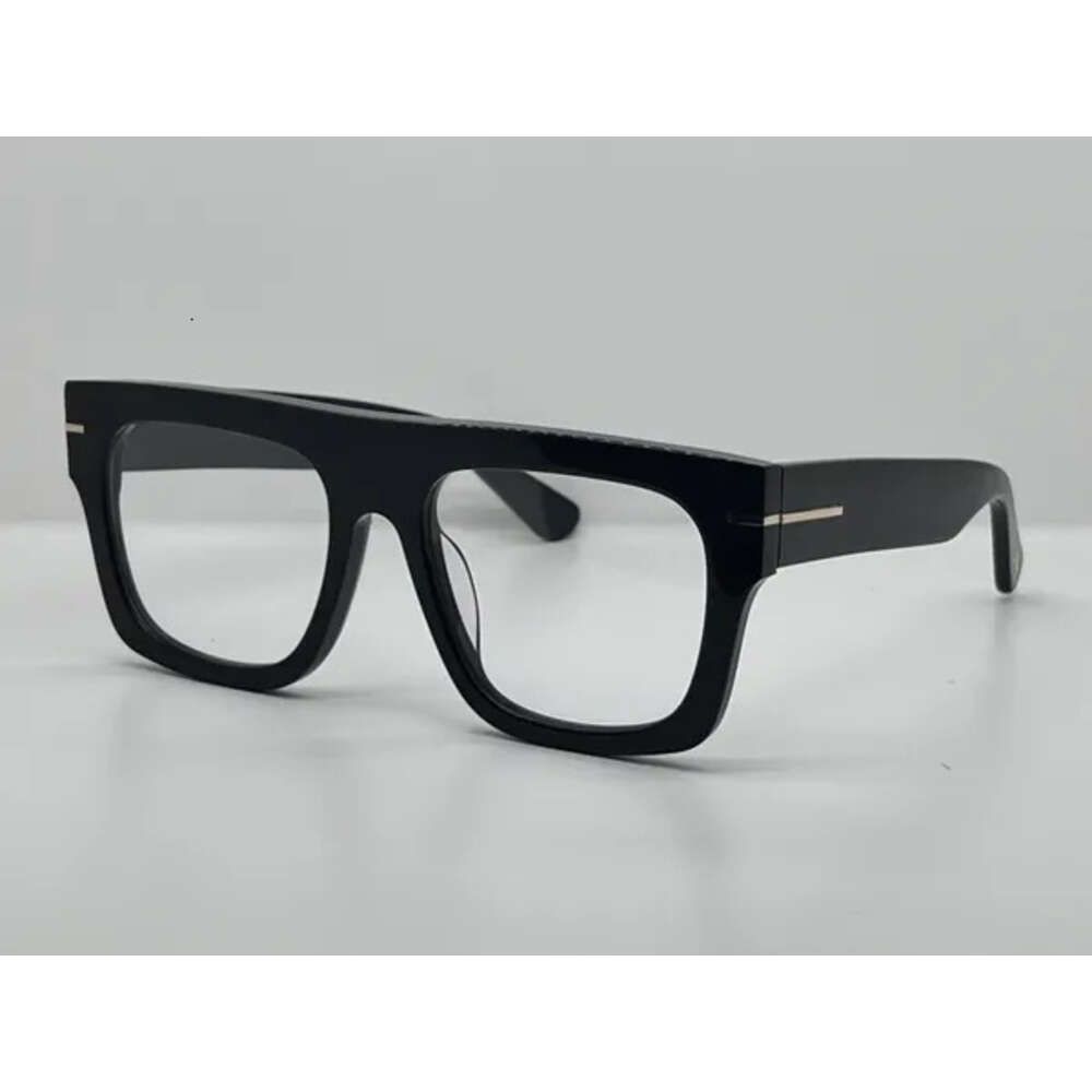 T711black frame