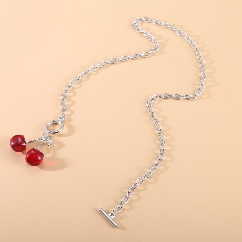 Collier rouge