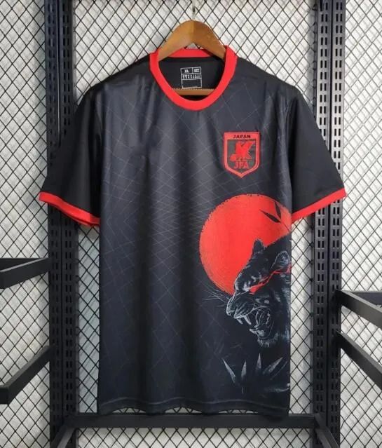 Football shirt 8