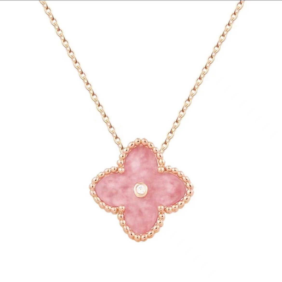 Collier de fleurs à un seul