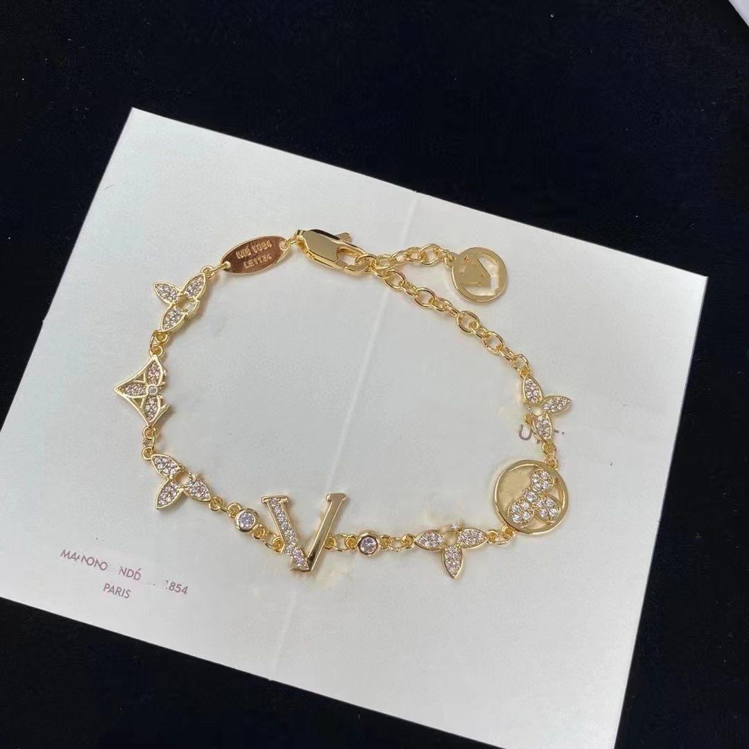 rose gold bracelet 1