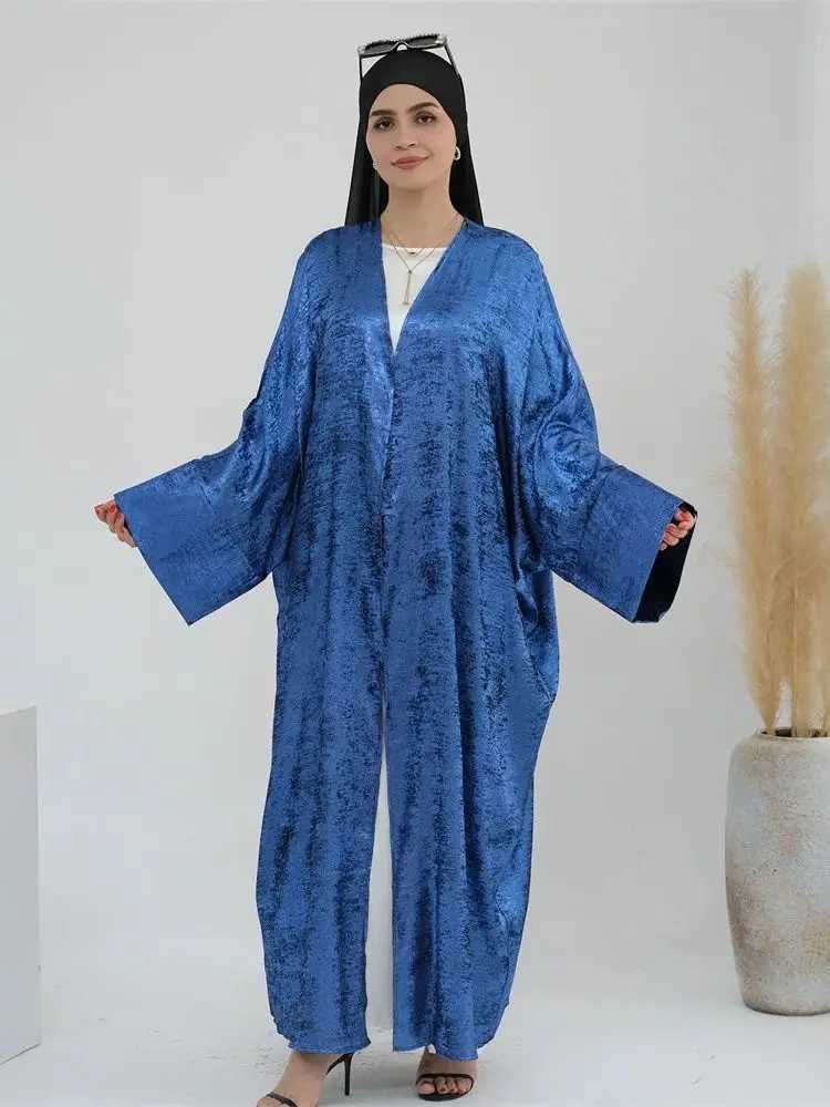 Kimono bleu foncé