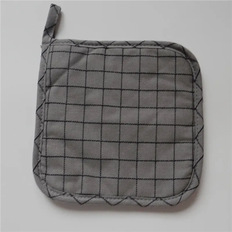 M Grey B Plaid Mat