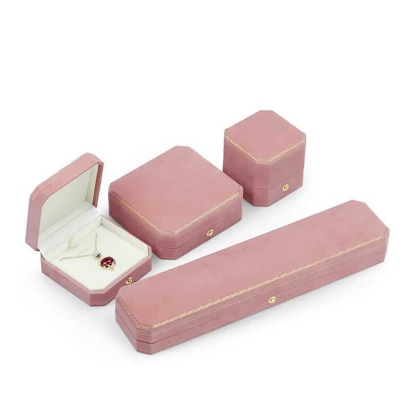 Pink-Pendant Box