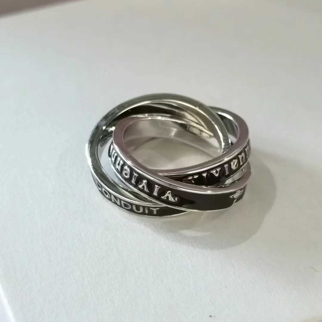 Ring nero in versione alta d'argento