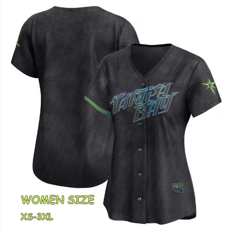 As pic women size