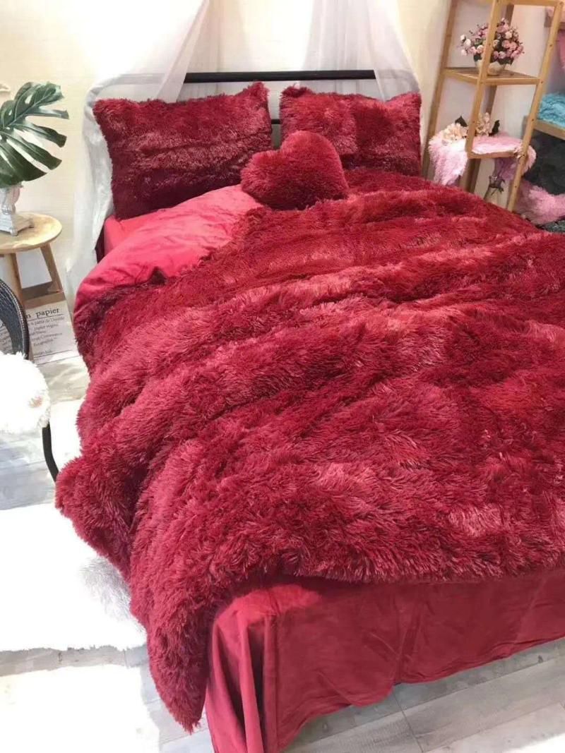 Red bed set