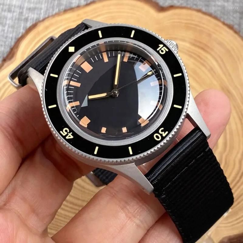 Nologo B-bezel A