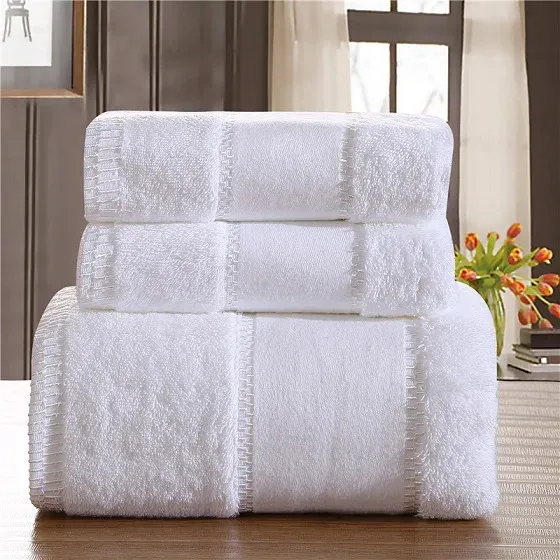 G Towel Set