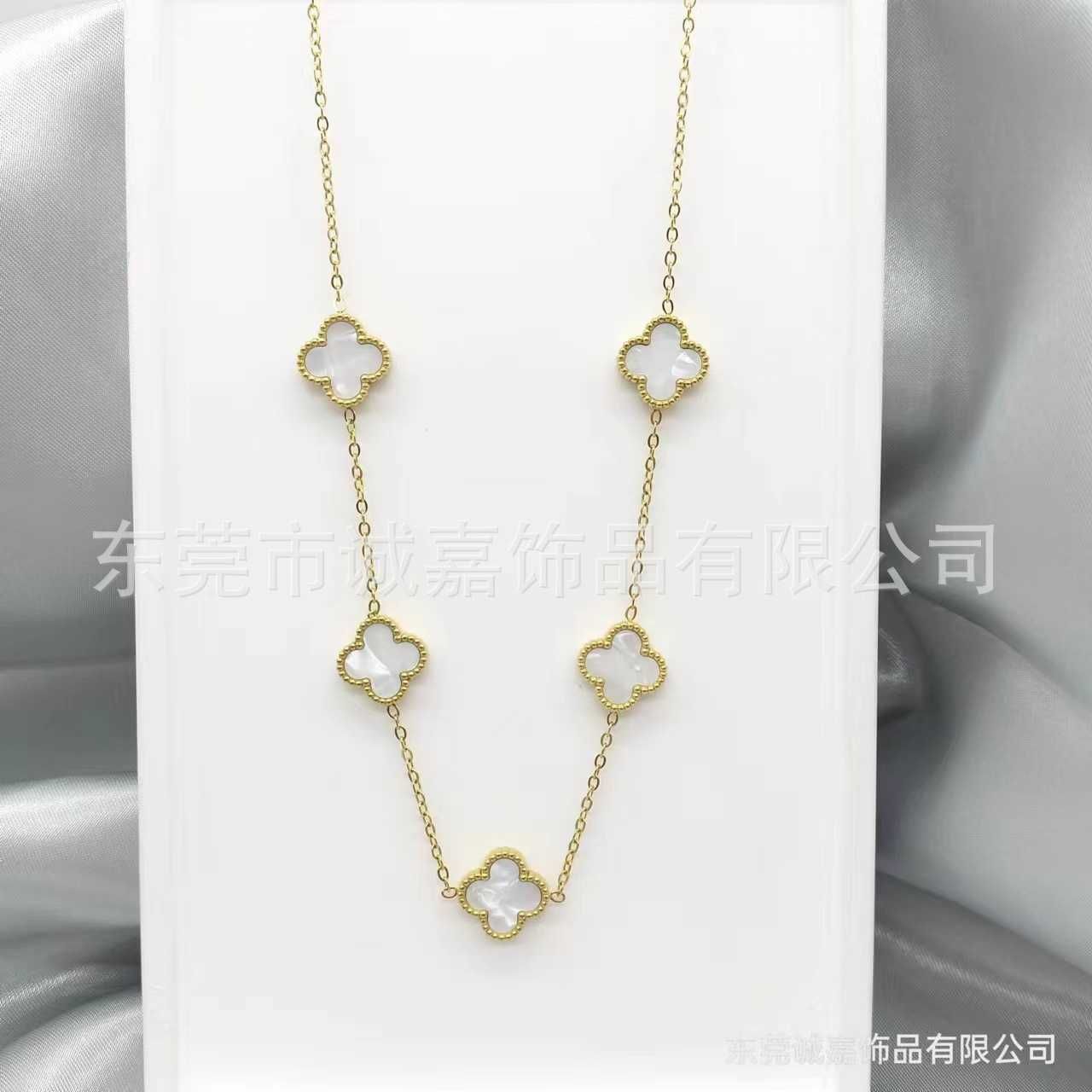 White-18k.