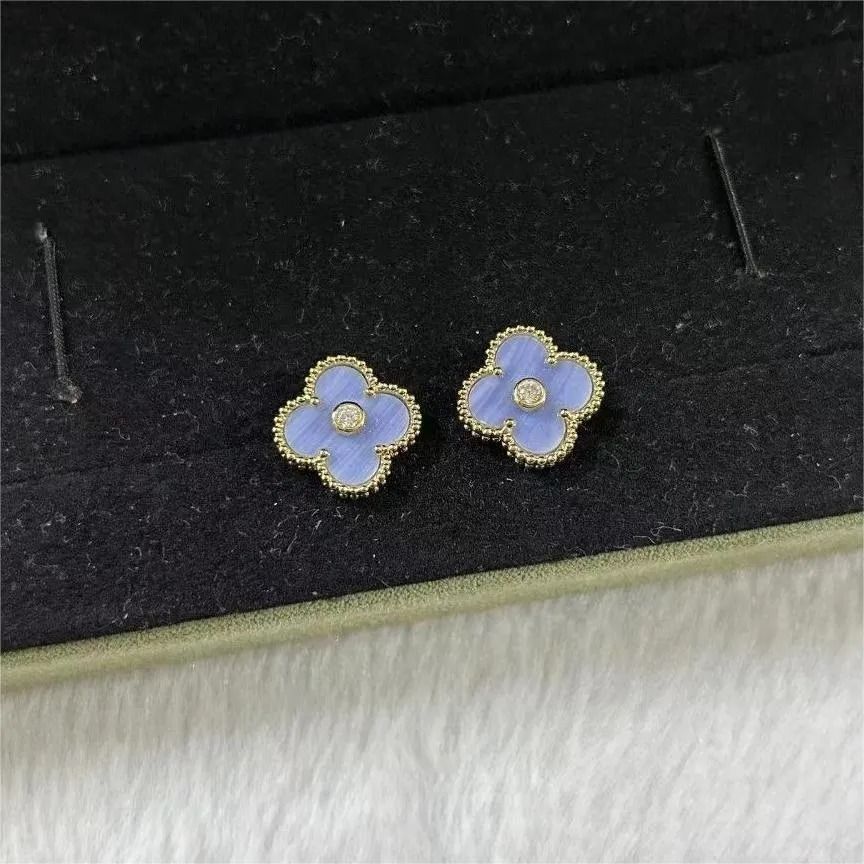 19-Earrings