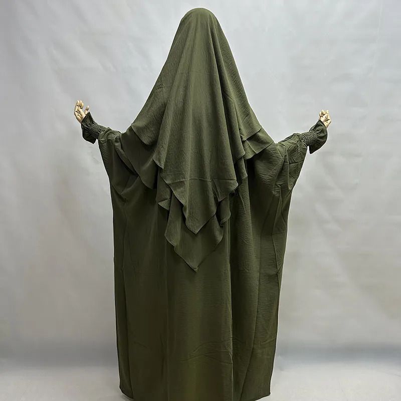 Army Green-Size 2 is 147 cm