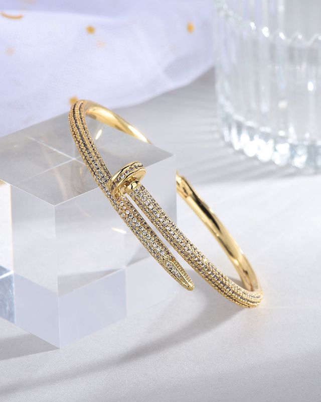 18K Gold Plated woman