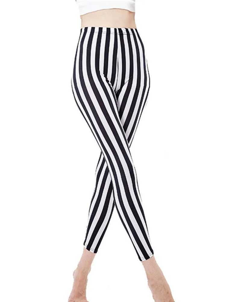 Fine Vertical Stripe