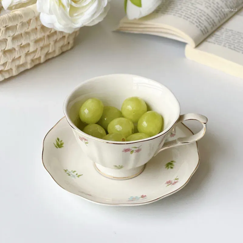 Cup and saucer 2pcs