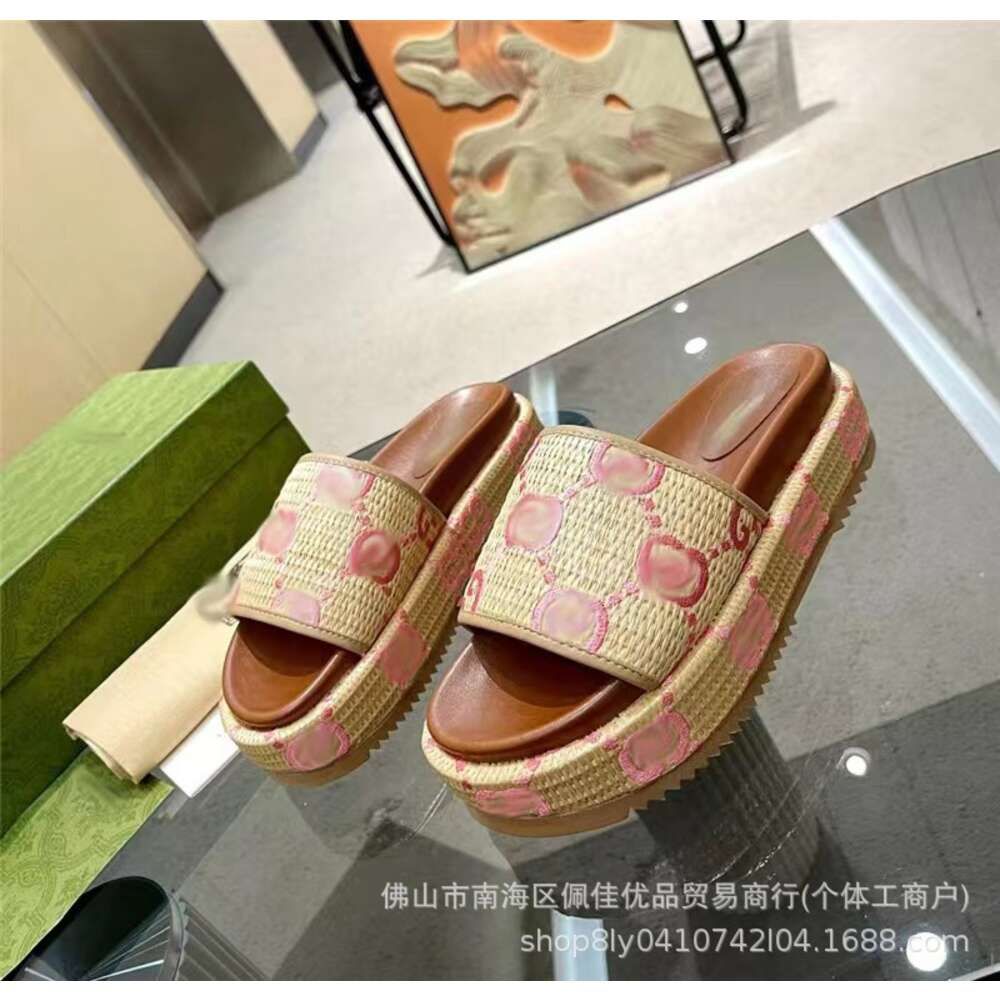 Slippers Pink