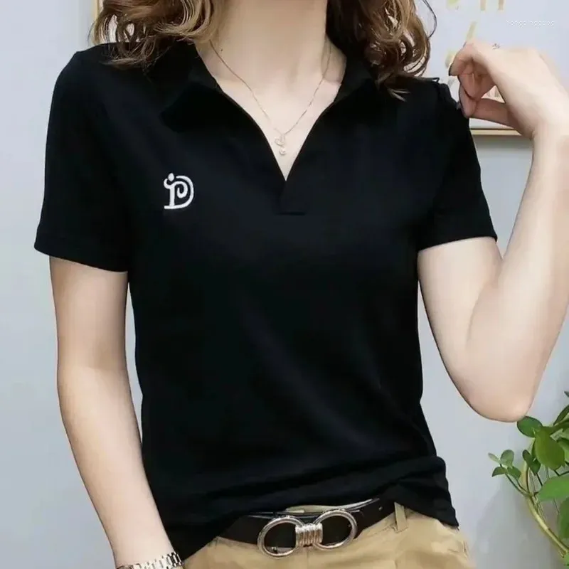 Black T-shirt