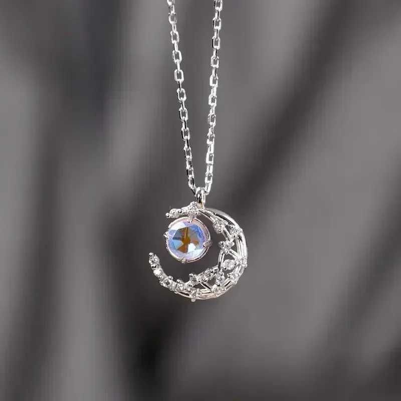Moonstone Necklace2