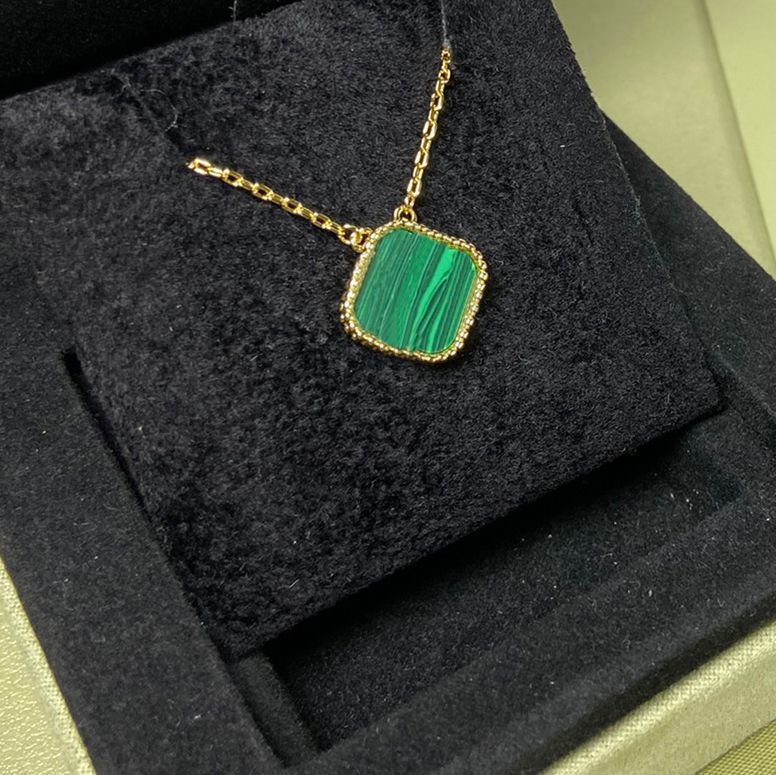 18. Gold Malachite