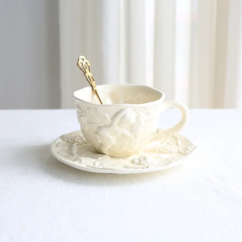 Coffee cup saucer