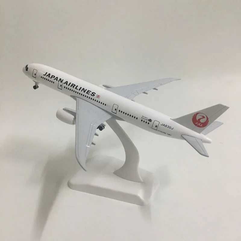 20cm-japan B787