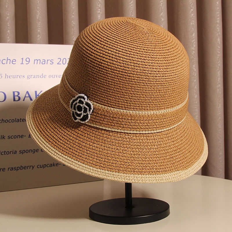 A Camellia Pot Hat Summer  Khaki