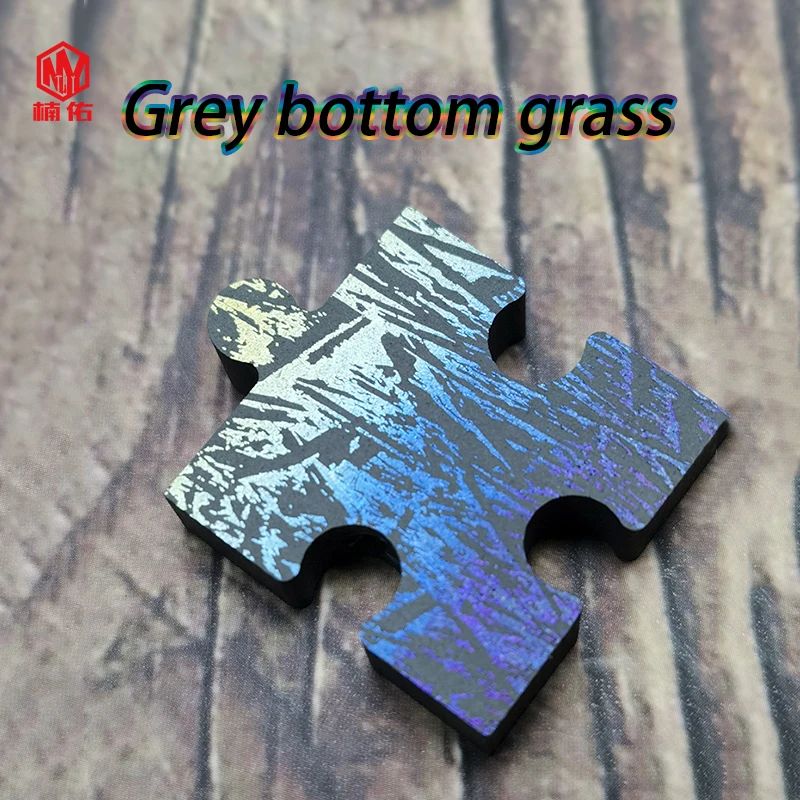 Color:Grey bottom grass