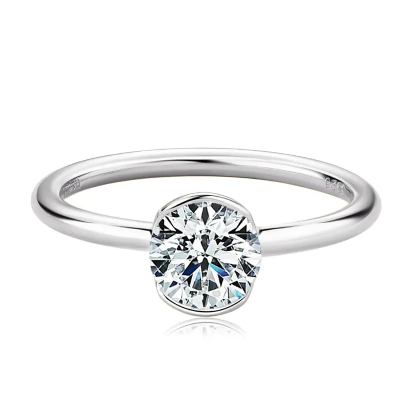 Moissanite-Silver