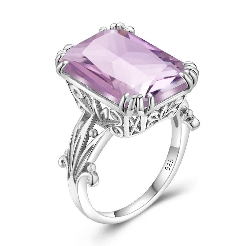 Witgouden roze kristallen ring