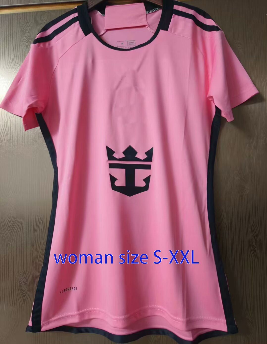 24 25 woman home pink