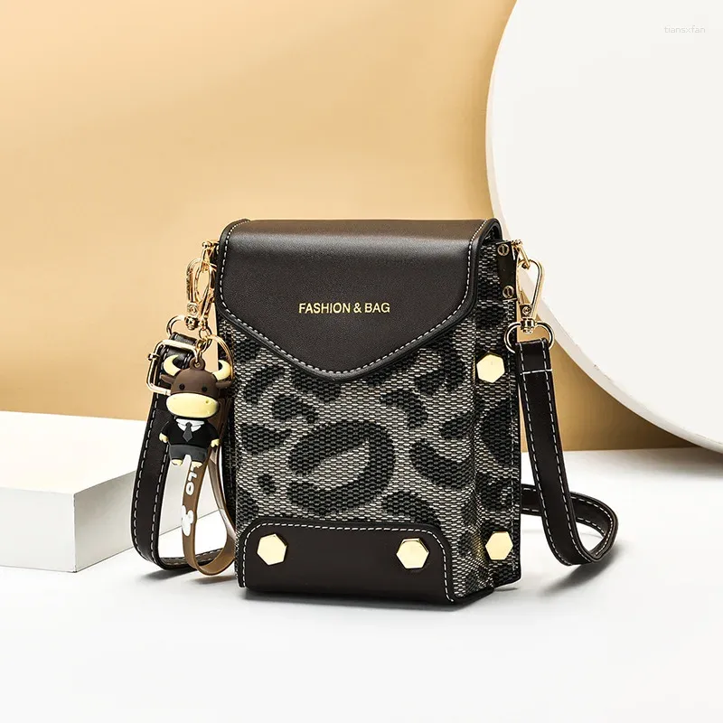 Leopard Black