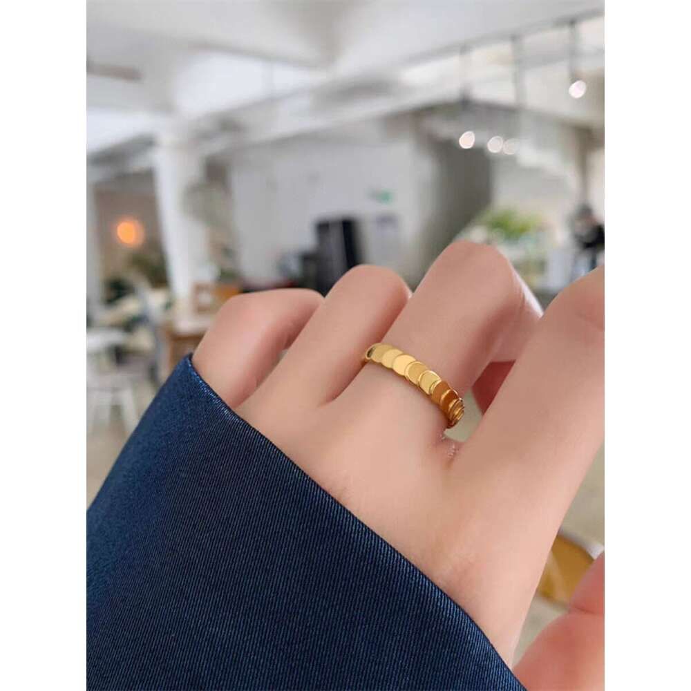 Gold fish scale small round ring