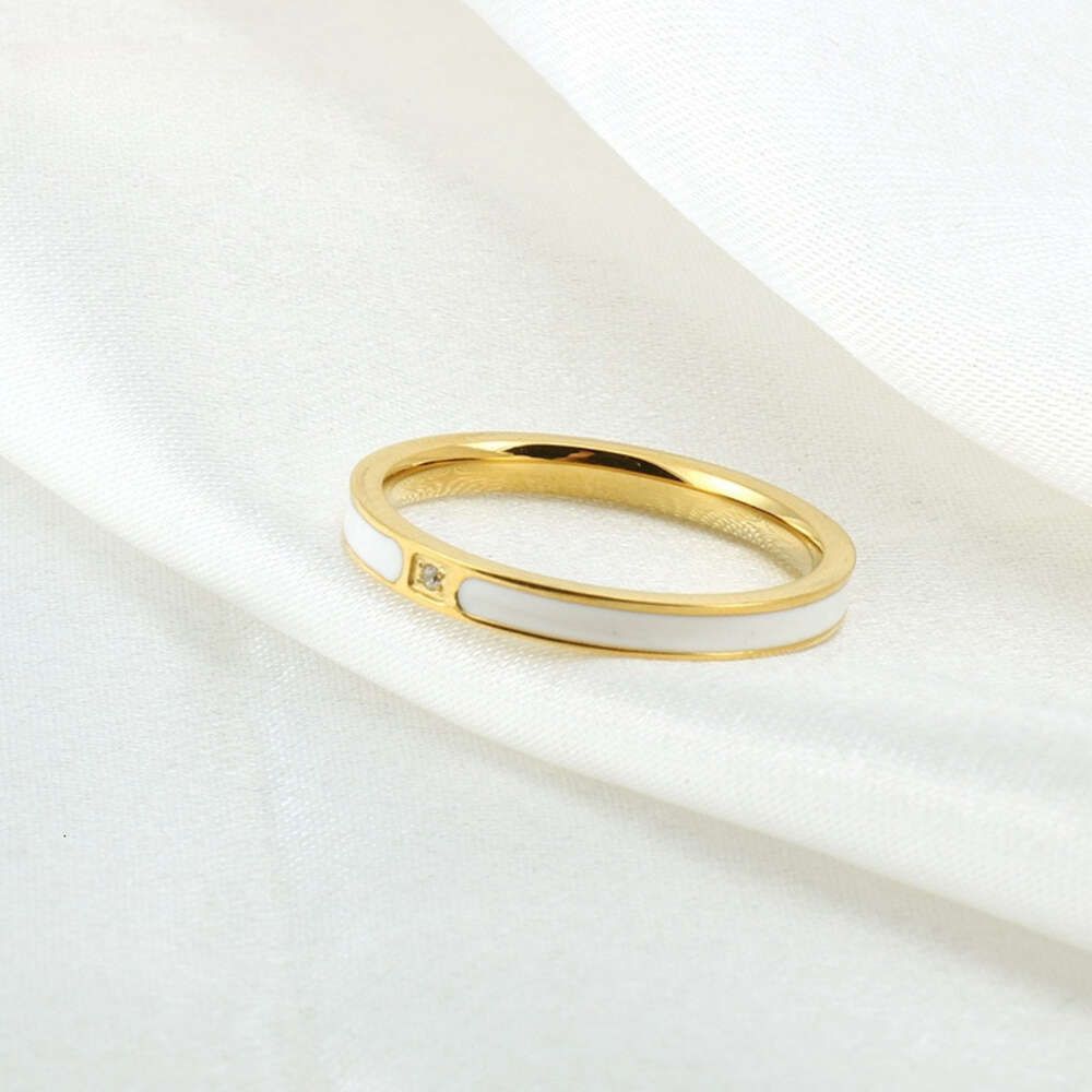 White solid plain ring