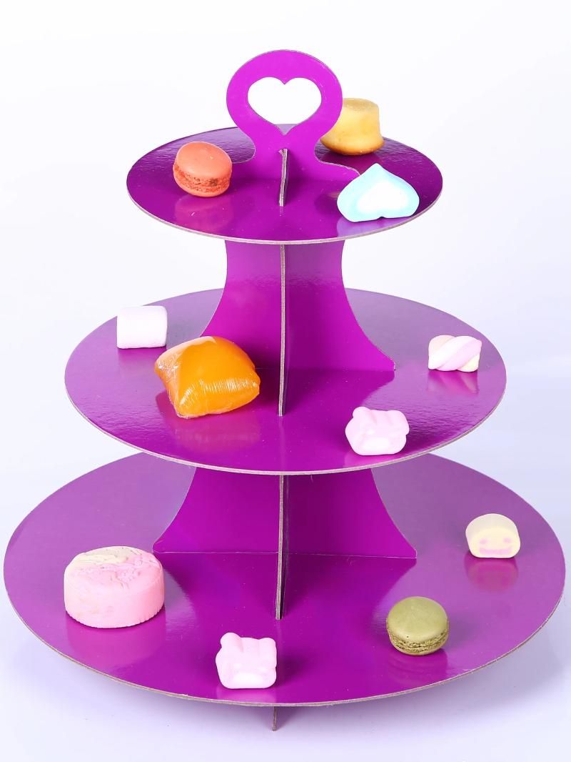 Stand de gâteau violet