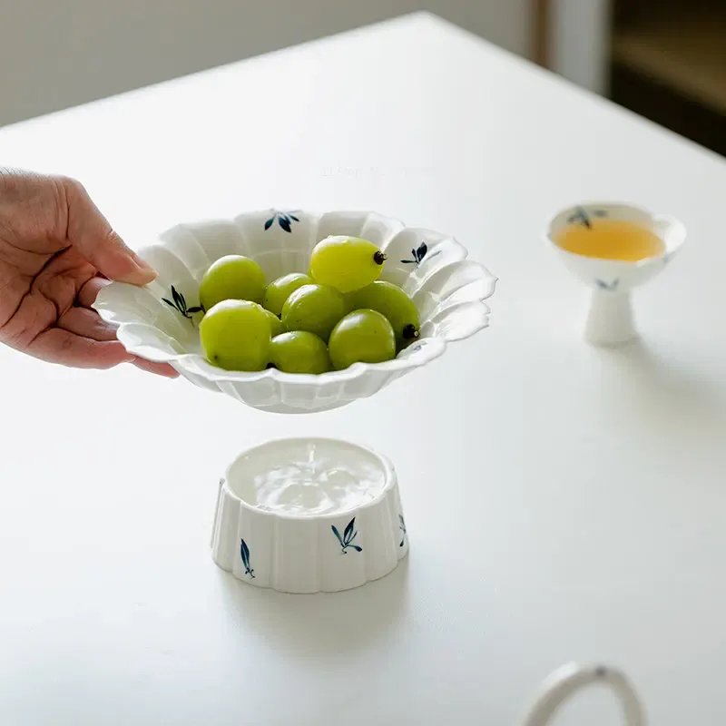 Drained fruit tray