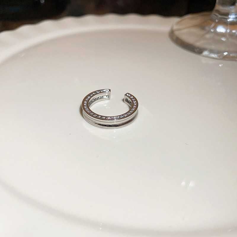 18 # Ring - Silver Opening