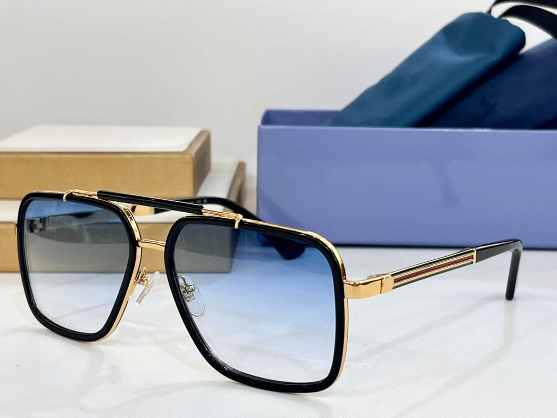 Black gold frame Gradient blue lens