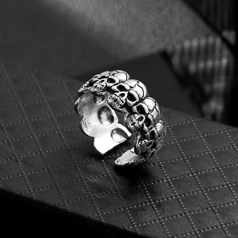 Skeleton Ring